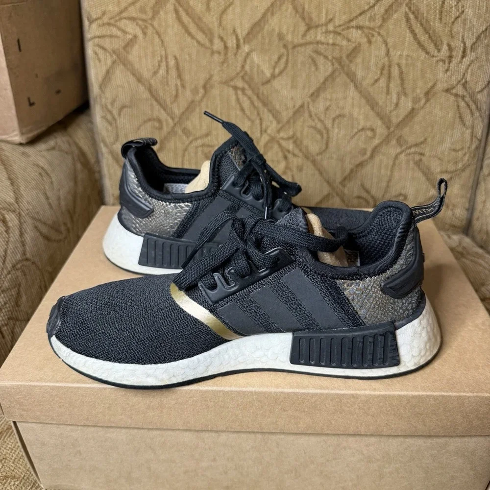 Adidas NMD_R1 Shoes Womens Size 7.5‎ Black Animal Print Sneakers GY6300